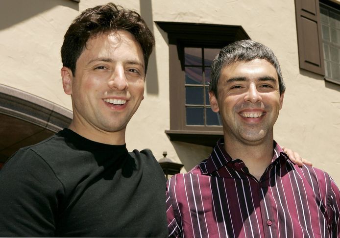 Google-oprichters Sergey Brin (L) en Larry Page in 2005.