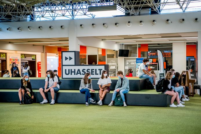 UHasselt versterkt haar werking met zeven gloednieuwe 'fellows' of ambassadeurs van de universiteit.