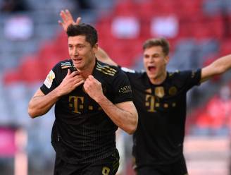 Lewandowski breekt waanzinnig doelpuntenrecord van Gerd Müller
