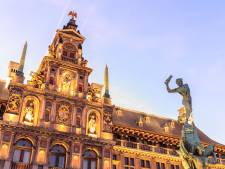 Antwerpen scherpt coronaregels aan: horeca moet gegevens van elke klant noteren en mondkapjes moeten vaker op