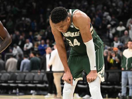 "Vous recevez une promotion tous les ans?” la réponse sèche de Giannis Antekounmpo à un journaliste