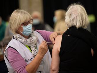 Verplichte vaccinatie voor het eerst op tafel