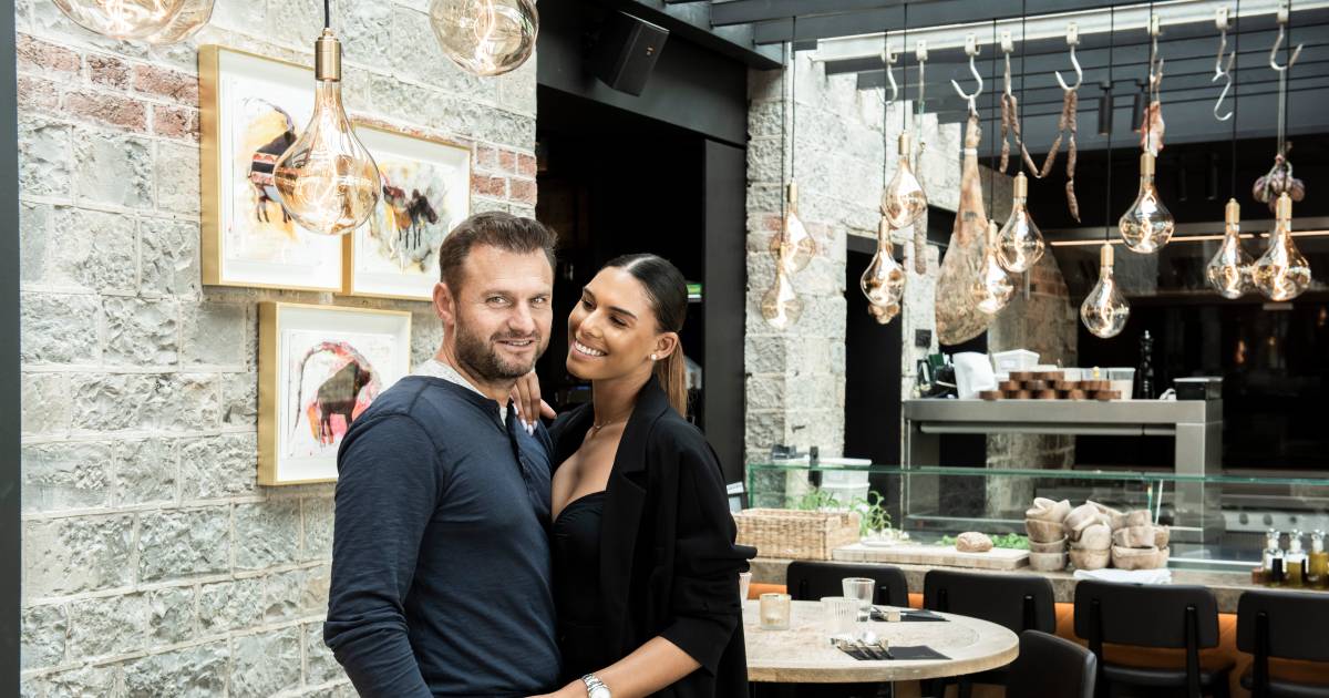 Wout Bru En Zijn Vriendin Schelen 23 Jaar Natassia Wil Trouwen En Een Baby Maar Dat Bespreek Ik Eerst Met Mijn Kinderen Showbizz Hln Be