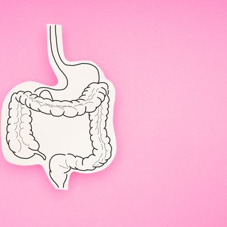 Dit medicijn kan de kans op terugkeer van darmkanker halveren