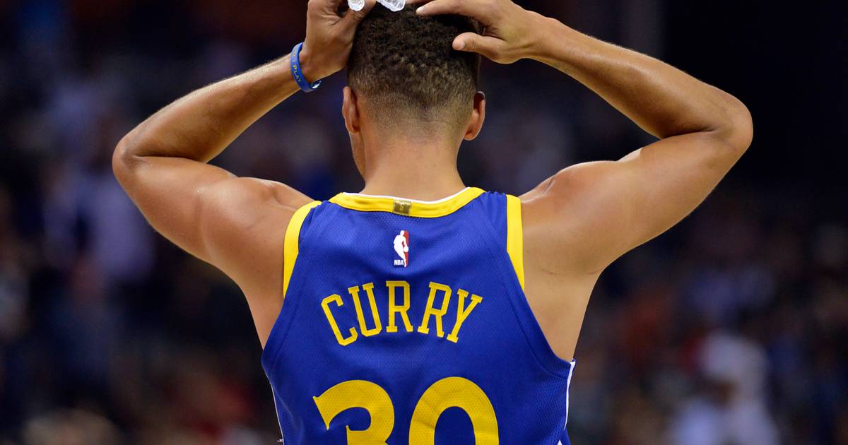 Stephen Curry jette son protègedent, 50.000 dollars d'amende Home 7sur7.be
