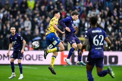 LIVE: grosse occasion pour Saint-Trond, coup de chaud pour Anderlecht (0-0)