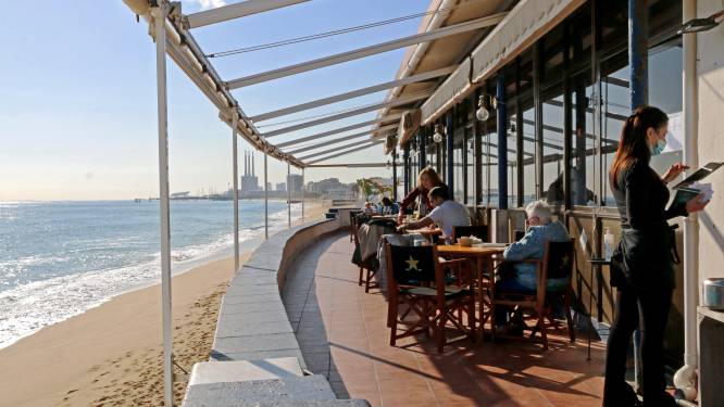 Schoonmaak aan de Spaanse kust: sommige clubs, restaurants en zeilverenigingen moeten weg