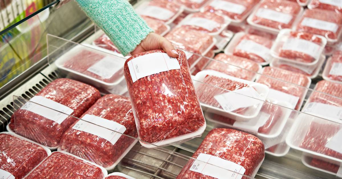 Peut-on prolonger la durée de conservation de la viande en la cuisant et en la conservant au réfrigérateur ?  |  Manger