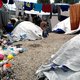 Duizenden vluchtelingen op Griekse eilanden gaan koude winter tegemoet in zomertentjes