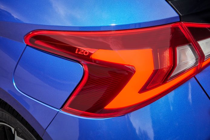 Uit de muurbloemmodus: de i20 is opvallend vormgegeven
