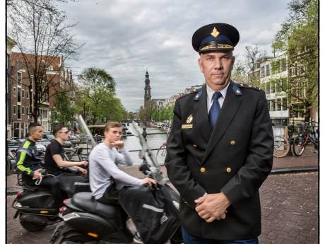 Amsterdamse politiebaas: Ik bid vooral voor wijsheid, om het goed te doen