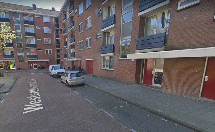 Het mogelijke explosief in Amsterdam Noord werd gevonden in de Westerduinenstraat.