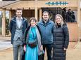 Een delegatie van provincie Antwerpen bracht als eerste een bezoek aan de biogebaseerde demowoning van Kamp C.