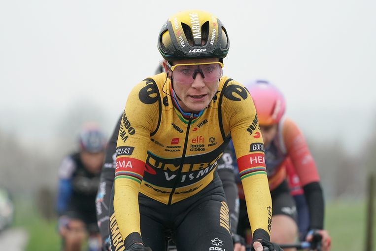 Marianne Voss in action during the Amstel Gold Race.  Image Pro Shots / Georges Deswig