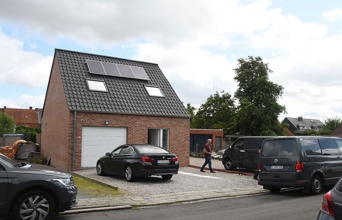2 augustus 2023: verdacht overlijden in een alleenstaande woning langs de Hendrik Dewildestraat in Bissegem.