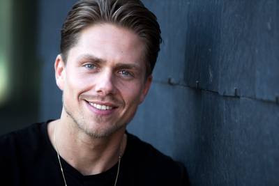 André op zoek naar pot met goud, Isa is Antonie dankbaar