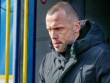 John Heitinga moet bij eerste examen meteen afrekenen met Ajax' nieuwe status van reuzenvrezer
