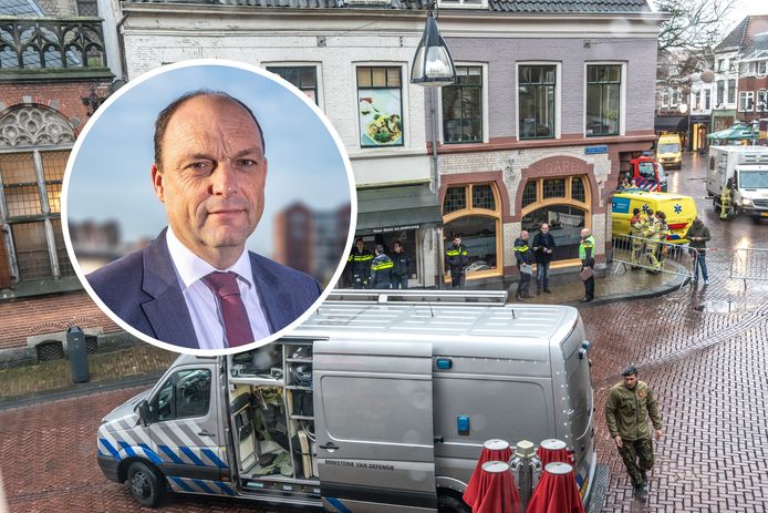 Burgemeester Snijders van Zwolle heeft de sluiting van café Bruut opgeheven.