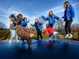 Het evenemententeam van EuroParcs, dat zaterdag 15 april een programma voor kinderen tot tien jaar zal aanbieden.