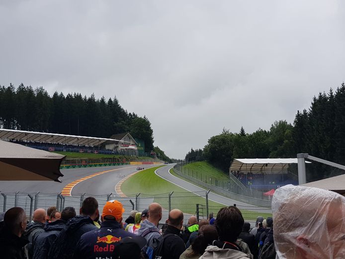 Twentse racefans zaten een weekend lang in de regen op circuit Spa-Franchorchamps en zagen uiteindelijk een race van slechts drie rondes.