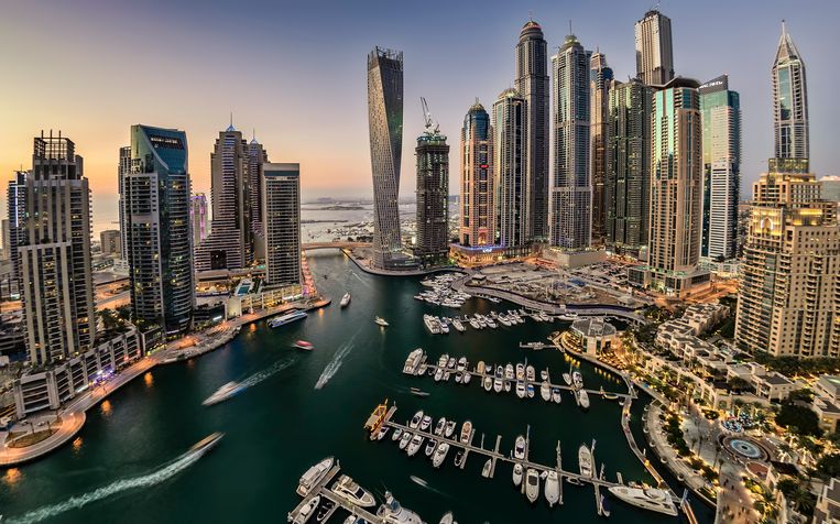 Nederlandse criminelen kochten agenten om bij opsporingsdiensten in Dubai: ‘Ik heb Interpol, zij zijn corrupt’