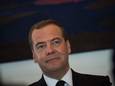 De Russische ex-president Dmitri Medvedev raadt de ICC-rechters aan 'goed naar de lucht te kijken'.