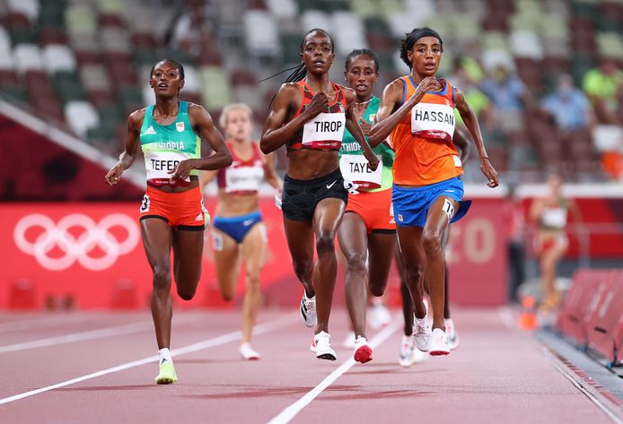 LIVE | Sifan Hassan overleeft val op 1500 meter en wint ...