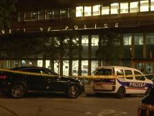 Deux policiers blessés par balle par un homme dans un commissariat parisien