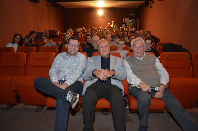 Vijfentwintig jaar nadat de film ‘Max’, met Jacques Vermeire in de hoofdrol, in première ging, was hij opnieuw te zien in Cinema Central in Ninove, die honderd jaar bestaat. Jacques Vermeire woonde de voorstelling ook zelf bij.
