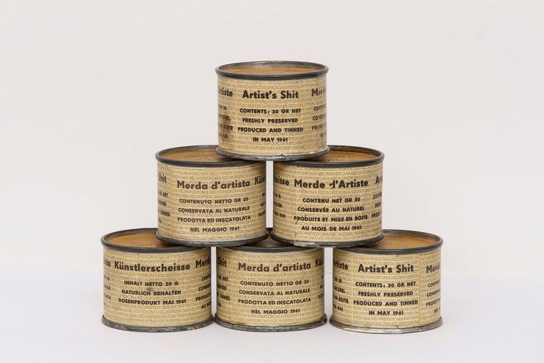 Piero Manzoni, Merda d'Artista n. 63, 1961, Fondazione Piero Manzoni, Milano.  Beeld Fotografie Agostino Osio - ©Pictoright Amsterdam 2019