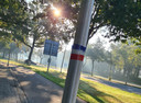 Vlaggetjes op lantaarnpalen in Oldenzaal.