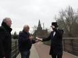 Een speciale boodschap voor Steenbergen en de toekomst van een mysteryguest. Filmlocatie: de brug nabij gemeentehuis Steenbergen (fragment uit film 3).