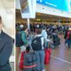 Hommeles op de luchthaven: ‘De mensen worden mondiger, eisen hun rechten op. Dat begint al bij de check-in’