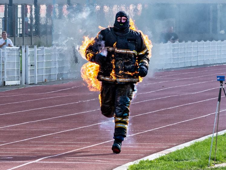 Fransman klopt records 'sprinten terwijl je in brand staat'