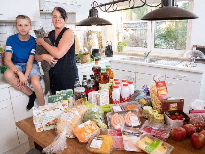 Nadia (51) heeft een eetbudget van 40 euro per week: “Ik maak er een sport van om de beste deals in de supermarkt te vinden”