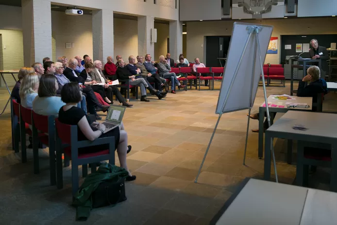 Een informatie-avond voor inwoners van de gemeente Oirschot in het gemeentehuis. (Archieffoto)  Fotopersburo van de Meulenhof BV