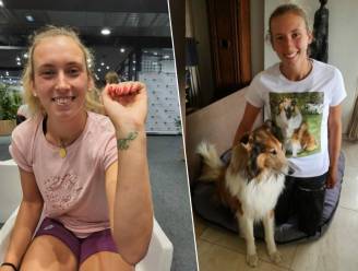 Elise Mertens speelt op Roland Garros met tattoo die gemaakt is met assen van haar overleden hond: “Hij was mijn soulmate”