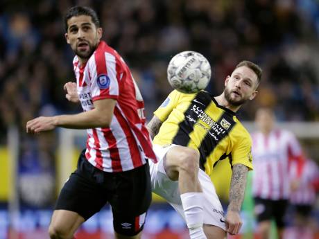 Samenvatting | PSV buigt achterstand om in zege tegen Vitesse