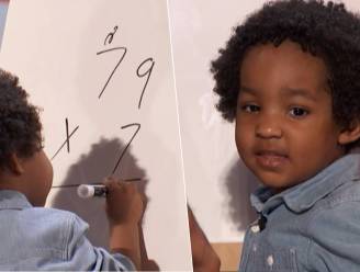 KIJK. 2-jarige jongen uit ‘American’s Got Talent’ gaat wereldwijd viraal met zijn uitzonderlijk talent voor wiskunde