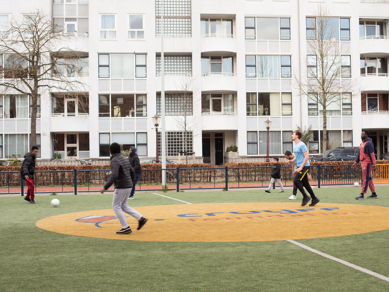 null Statua di Mariette Dingman