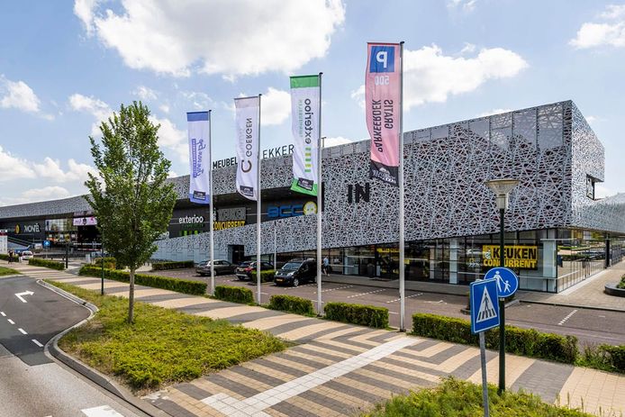 Sanitairwinkel Maxaro opent op Ekkersrijt | Son en Breugel | ed.nl
