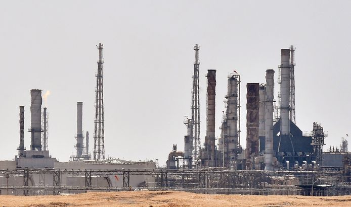 Een olie-raffinaderij in de buurt van de Saoedische hoofdstad Riaad.