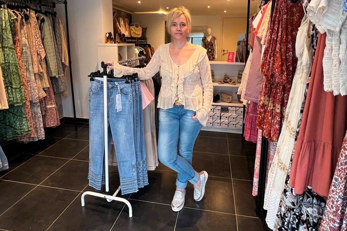Kelly D’Haeseleer maakt met Boetiekelly in de Kastanjestraat in Lede haar jarenlang gekoesterde droom waar.
