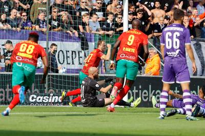 Geen schokeffect na het ontslag van Maes: KV Oostende duwt Beerschot met 3-1-zege nog wat dieper in de put