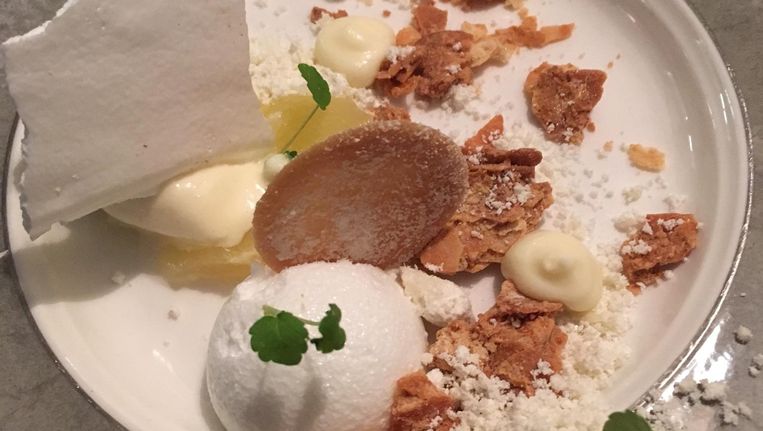 Citrusvruchten met witte chocolade. Beeld Mac van Dinther