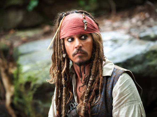 Johnny Depp was niet geliefd op 'Pirates Of The Caribbean'-set: "Disney had een hekel aan Jack Sparrow, omdat ik hem 'gay' speelde"
