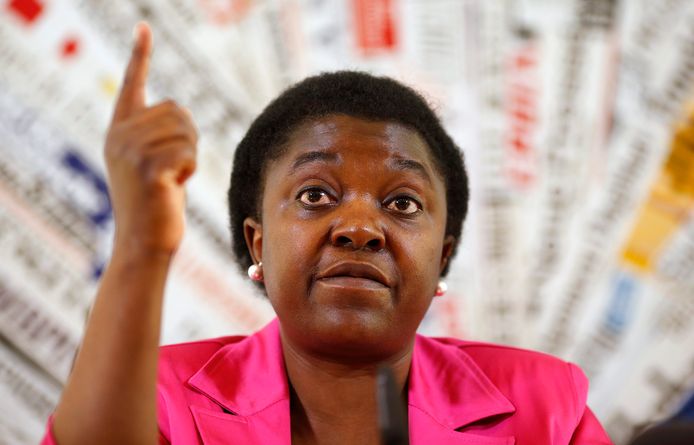 Cécile Kyenge, voormalig Italiaans minister van Integratie. De oorgarts zetelt nu in het Europees Parlement.