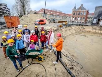 Grote scholendans in De Panne: “Kleuters en leerlingen krijgen hun eigen plek”
