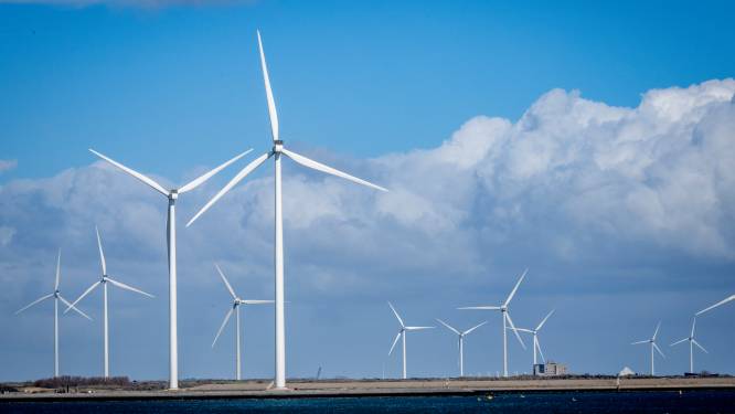 Hoge windmolens zijn niet langer taboe in Hellendoorn: ‘We willen toch allemaal wel onze telefoon kunnen blijven opladen’