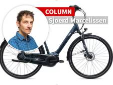 Met een dikke batterij onder de mik racen e-bikers als Mathieu van der Poel de steilste heuvels op